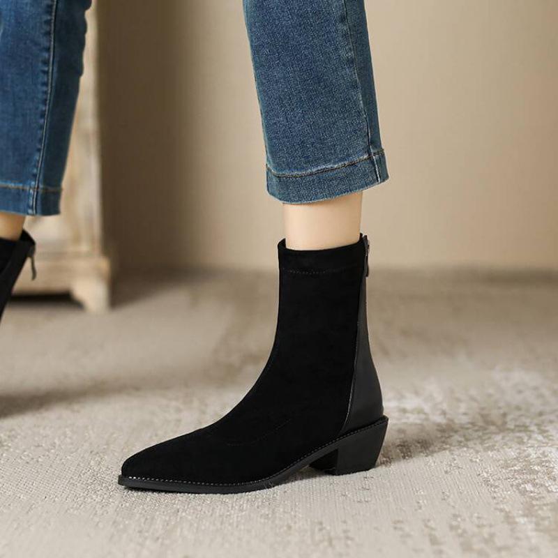 Autumn and winter pointed middle heel medium boots women's suede large size women's boots square heel comfortable Korean version of the new solid
