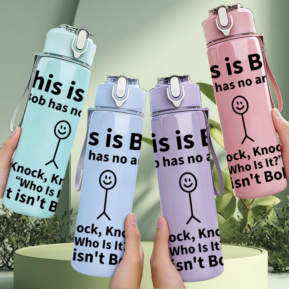 1 Stück Das ist Bob Einfacher Charakterdruck 750 ml Farbe Kunststoff Wasserflasche Auslaufsicher Klappdeckel mit Strohhalm Für Sport Büro Zuhause