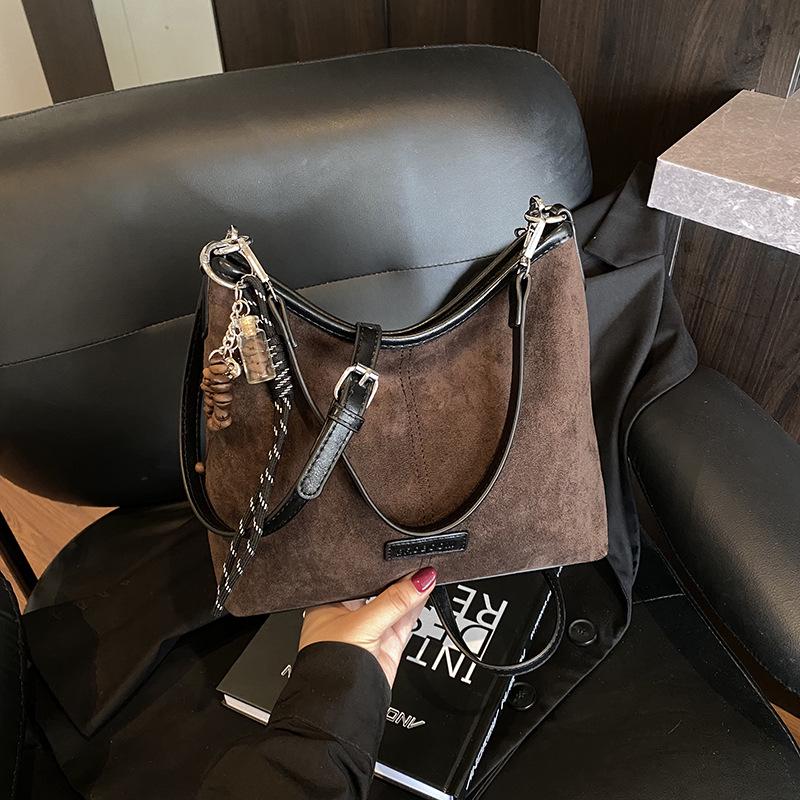 2025 Autumn Women's Leopard Print Large Capacity Crossbody & Shoulder Bucket Bag