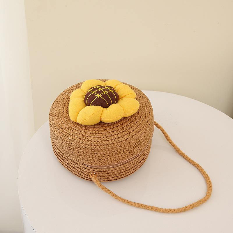Round Straw Bag Women Woven Crossbody Beach Bag for Ladies Cute Rattan Handmade Knitted Shoulder Bag