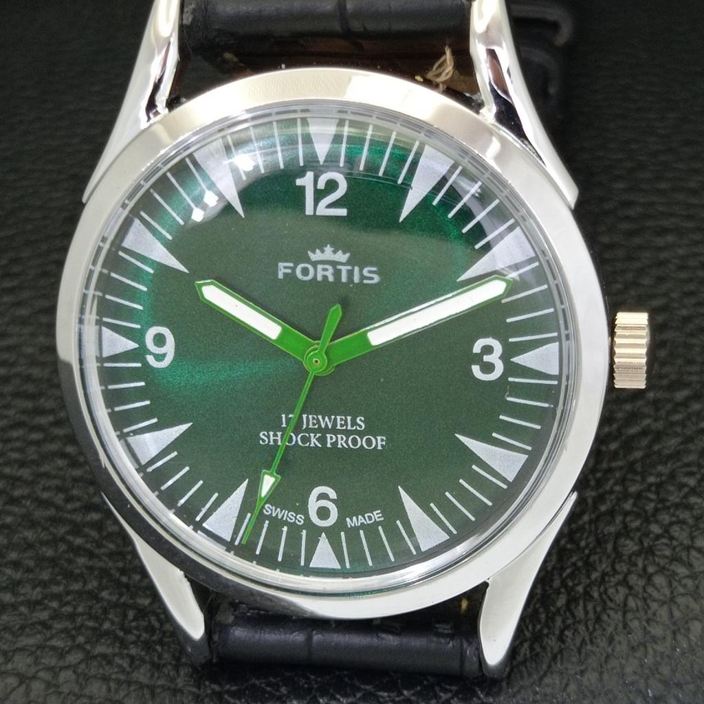 VINTAGE HAND-WINDING SWISS MENS REFURBISHED GREEN COLOR DIAL WATCH A700987-5 R205a-a700987