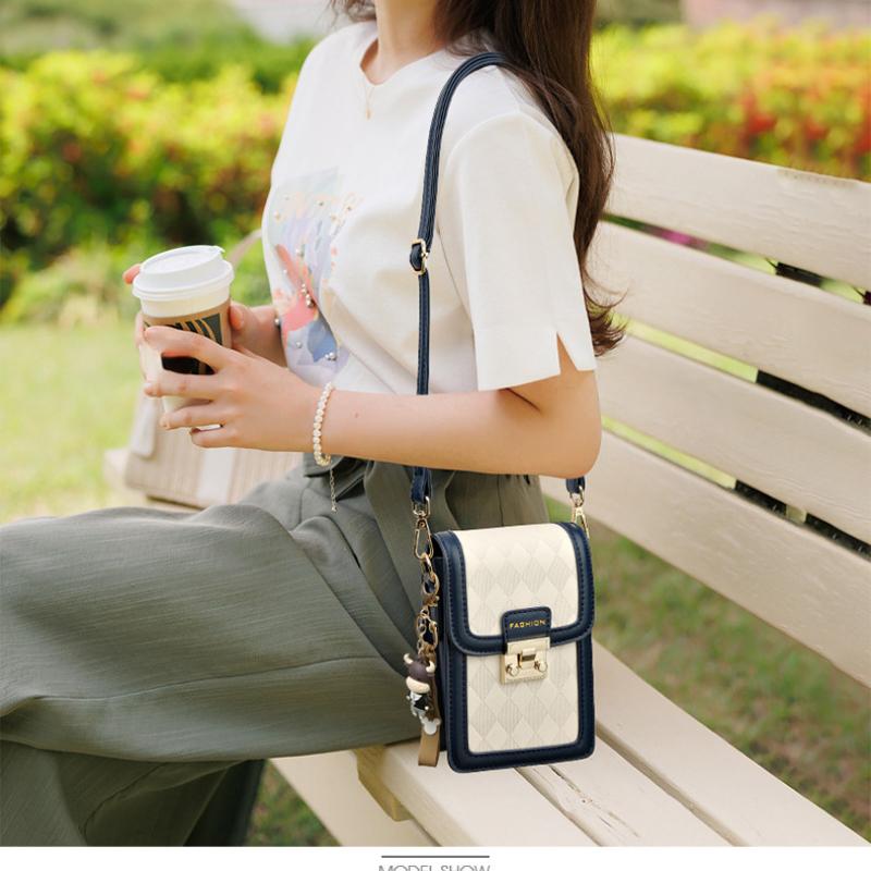 Klasická jednobarevná kabelka přes rameno s prvotřídní texturou pro ženy s výklenkovou kabelkou přes tělo, módní malá čtvercová kabelka