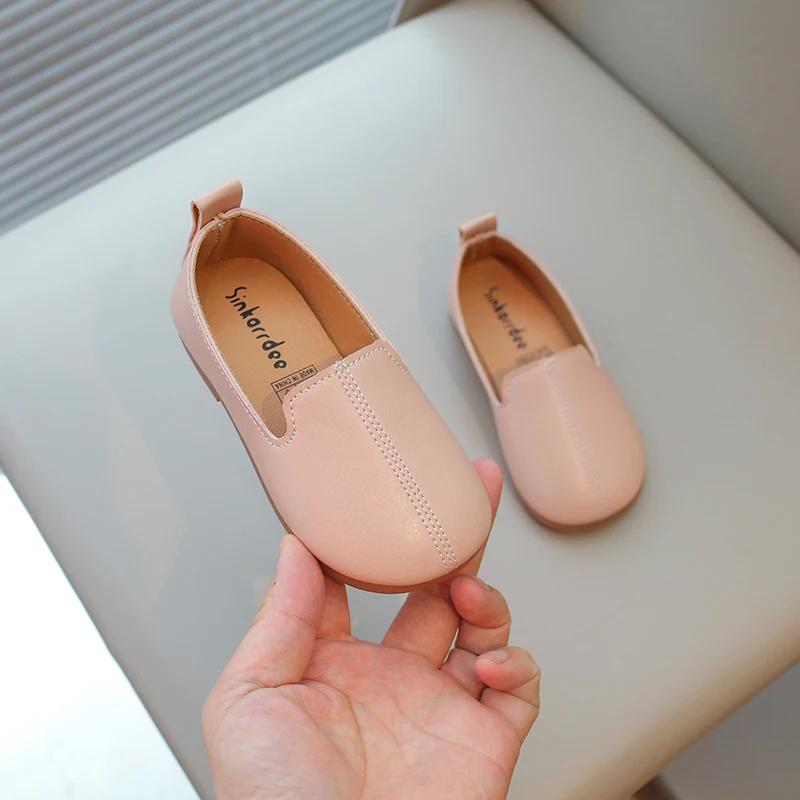 Kids Casual Shoes for Girls Slip-on Leather Flats Moccasins Children Loafers Toddlers Boys Flats for Wedding Party Soft Classic