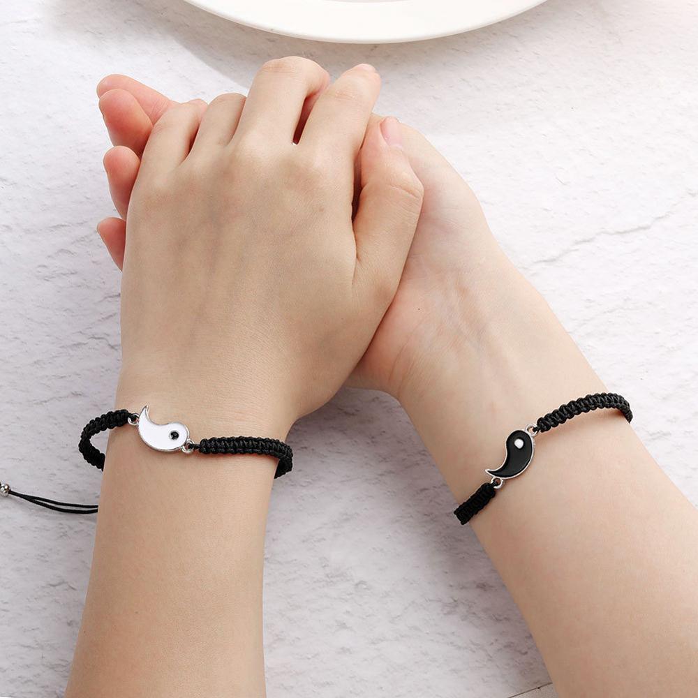 1 Set of 2 Simple Tai Chi Bagua Black and White Yin and Yang Rope Braided Telescopic Adjustment Bracelet for Men and Women Coupl