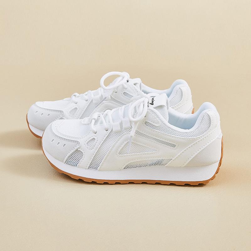 

Новая студенческая спортивная обувь дышащая, повседневная, на толстой подошве и увеличивающая рост. 40 белый