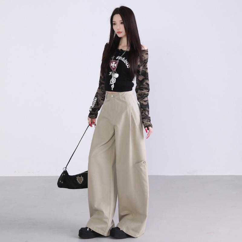 2025 Autumn Women's Spliced Wide-Leg Cargo Pants with Large Pockets