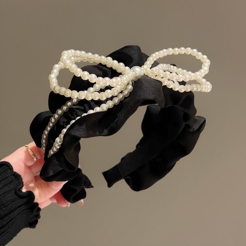 Exquisite Pearl Bow Pleated Headband: Trendy & Versatile Hair Accessory