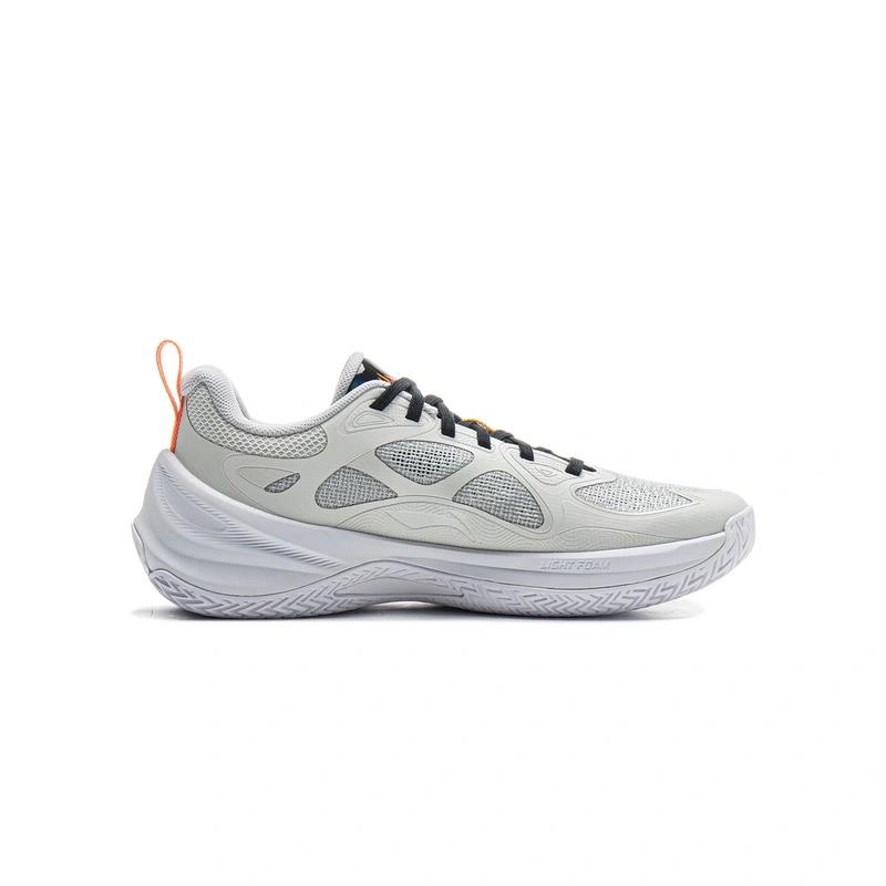 Zapatillas de Baloncesto Li Ning para Niños Cómodas Versátiles Antideslizantes Soporte de Rebote Caña Baja Zapatilla para Niños Gris Claro Negro YKBV056-9