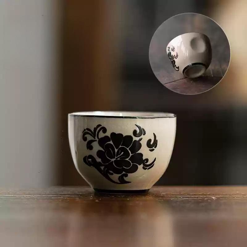 Min Kiln Carved Tasting Tea Cup Retro Style Small Tea Cup Kiln Green Gray Glaze Ceramic Household Chinese Kung Fu Tea Set