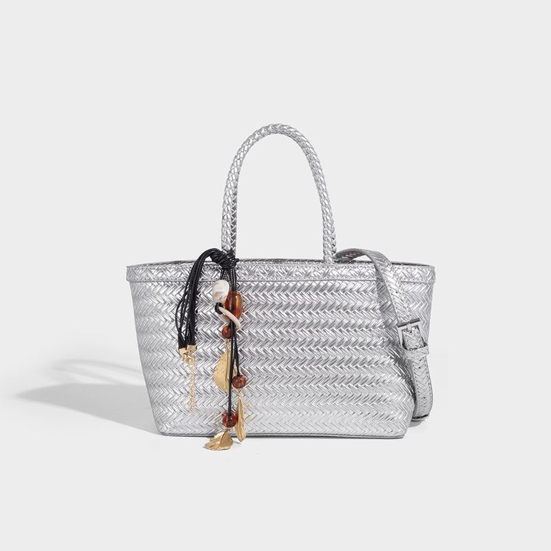 

Pooh New Hand-Woven Holiday Style Vegetable Basket Tote Bag Large Capacity Commuter Shoulder Shoulder Handbag Silver