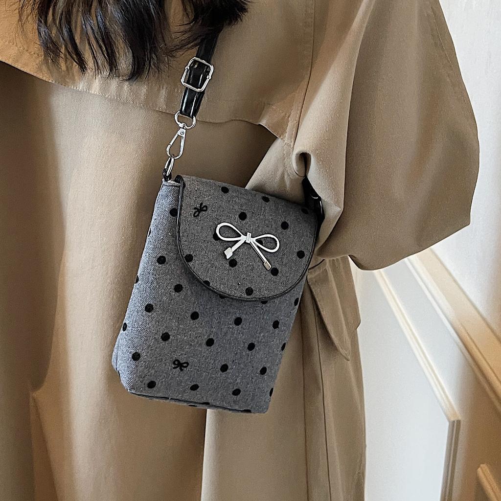A Niche Design Bow Polka Dot Crossbody Bag, A Fashionable Small Crossbody Bag, and A Simple Commuting Phone Bag