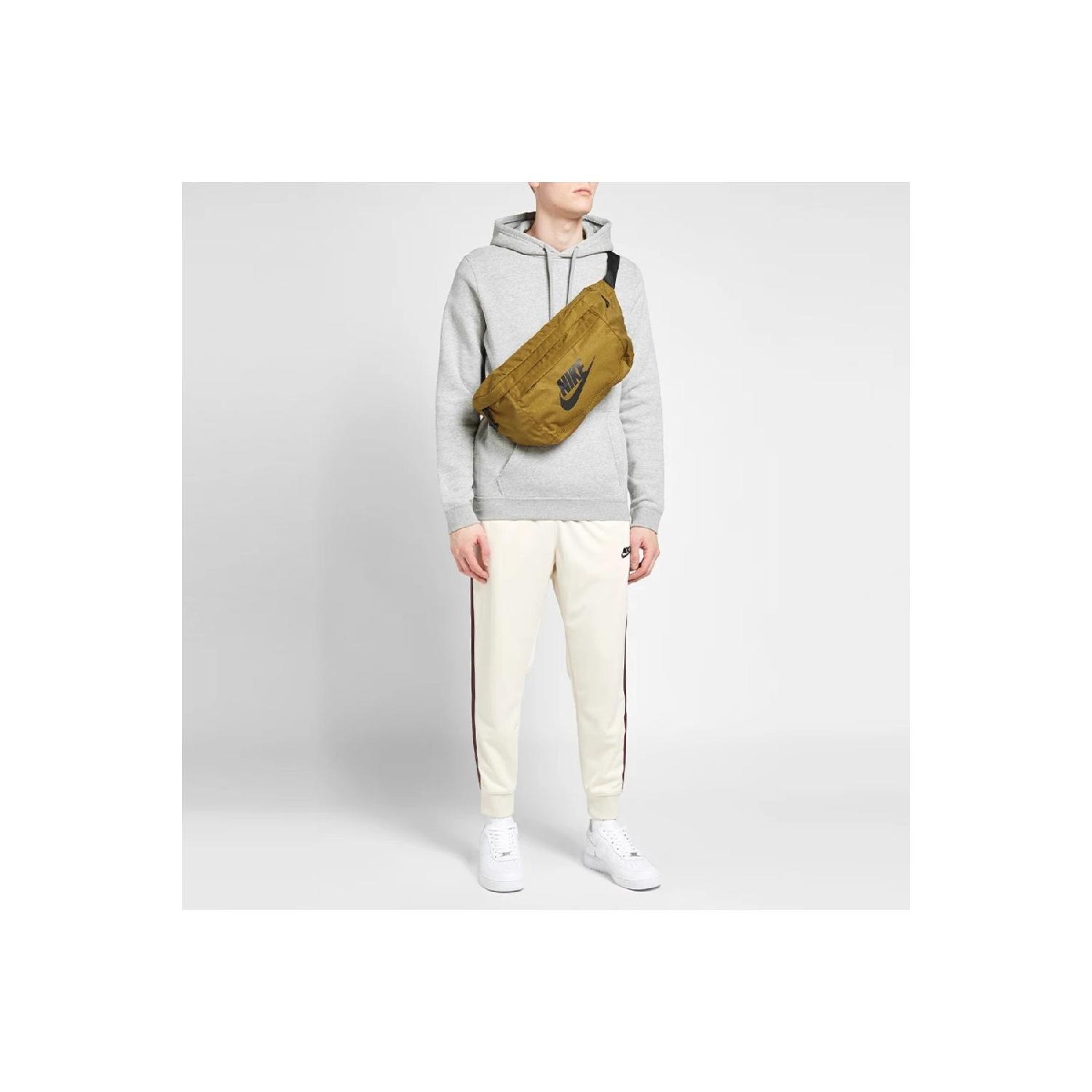 

Спортивная сумка Tech Hip Pack 10 литров синий