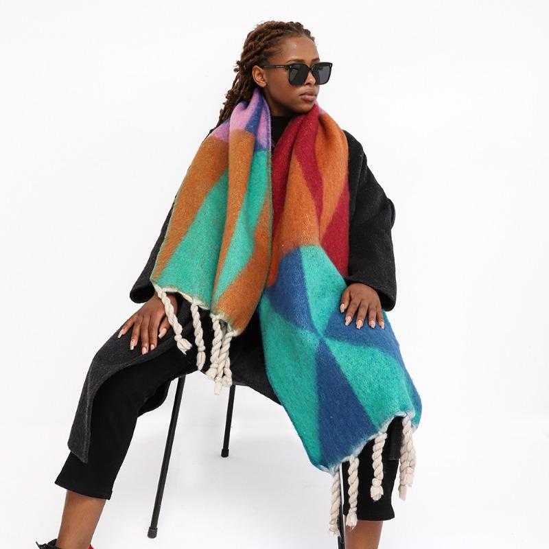 

Classic geometric triangular seahorse hair scarf women s winter warmth advanced sense hand-rubbed beard long fringed scarf 47*230cm