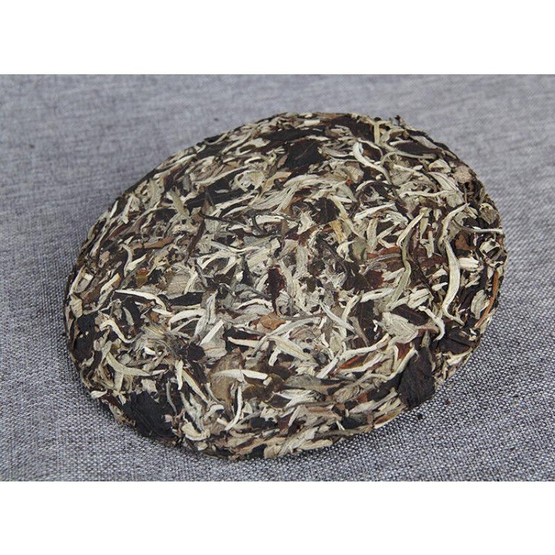 357g Čaj Yunnan Puerh Čaj Mesačná Biela Koláč Horský Cypruš Jingmai