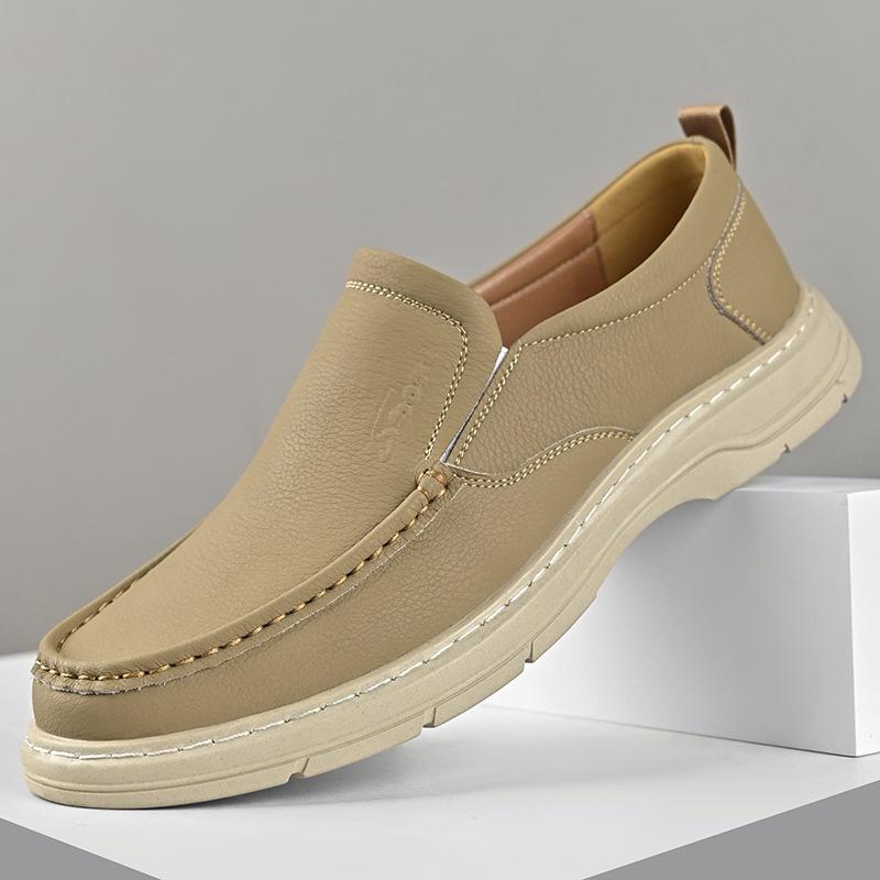 Men's shoes 2025 spring wear casual leather shoes middle-aged and elderly dad loafers tide 2025