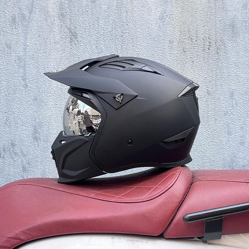 Street Fighter Motorcycle Helmet Men's and Women's Full Helmet Four Seasons Locomotive Retro Detachable Combination Helmet