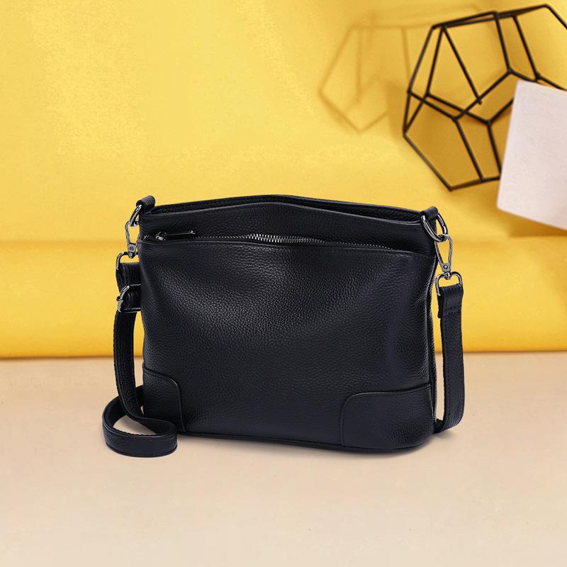 Genuine Leather Middle-Aged Bag Shoulder Messenger Bag Women'S Backpack Bucket Large Capacity Mother Mother-In-Law Soft Leather