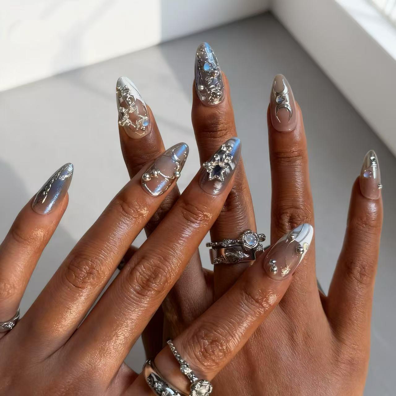 3D Star Bling Silver Almond Manicure Nails: Wearable Autumn/Winter False Nail Tips