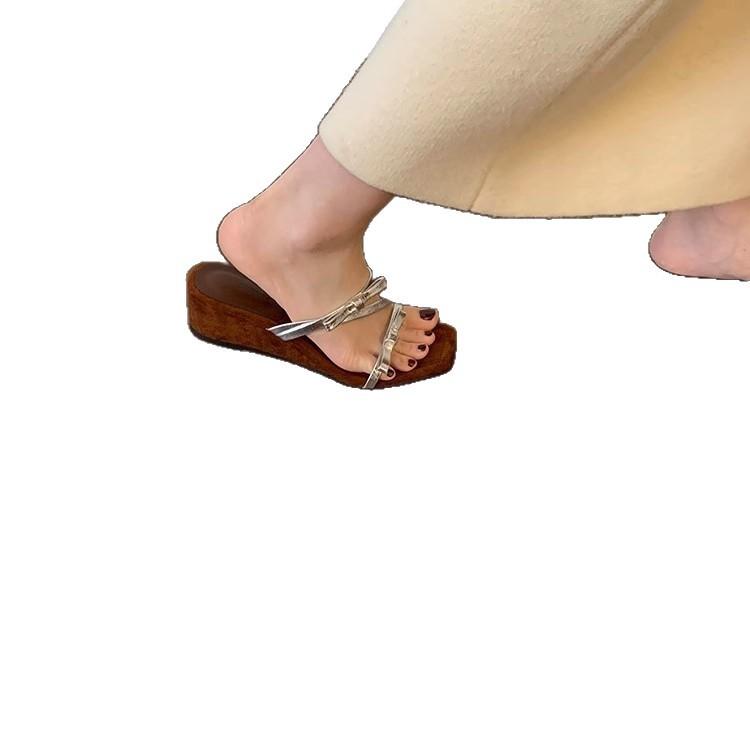 Retro evening wind slope heel slippers women's summer wear silver high heel cool slippers with skirt beach sandals Roman women's shoes