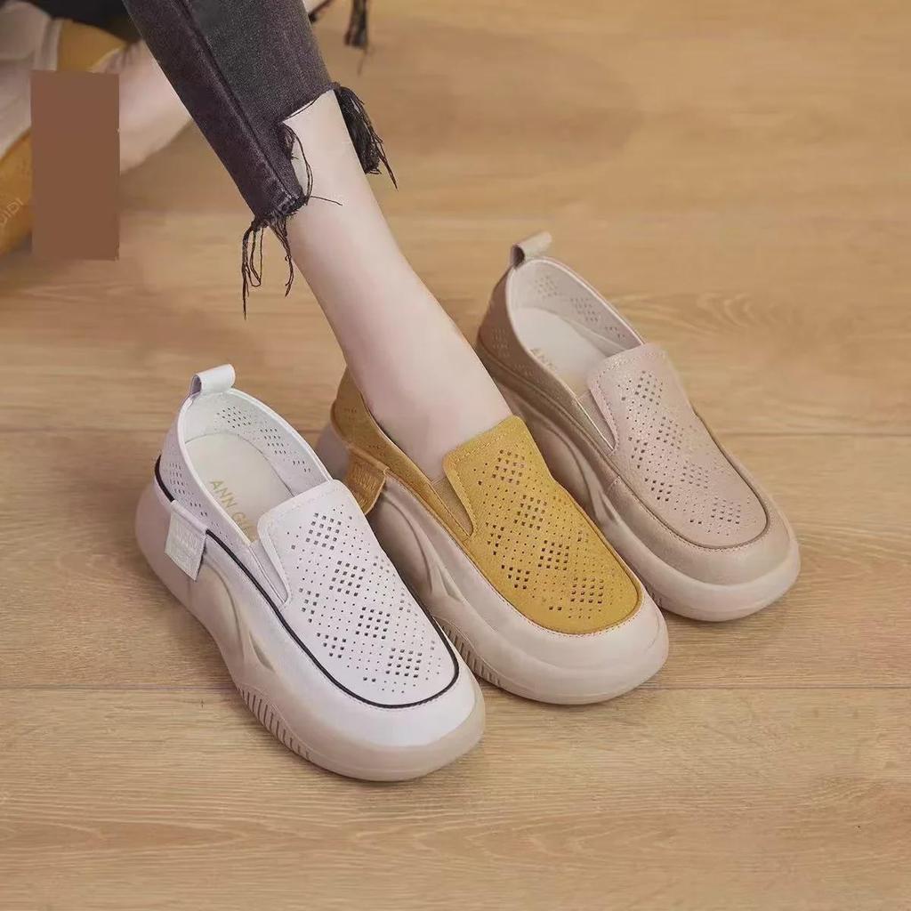 Women's 2024 Summer Casual White Retro Slip-On Shoes - Hollow Design, Thick Sole, Low-Top Sandals