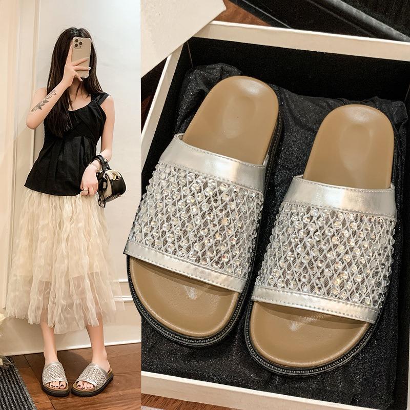 Mesh breathable rhinestone open-toed slippers women's summer wear casual vacation style with skirt beach sandals