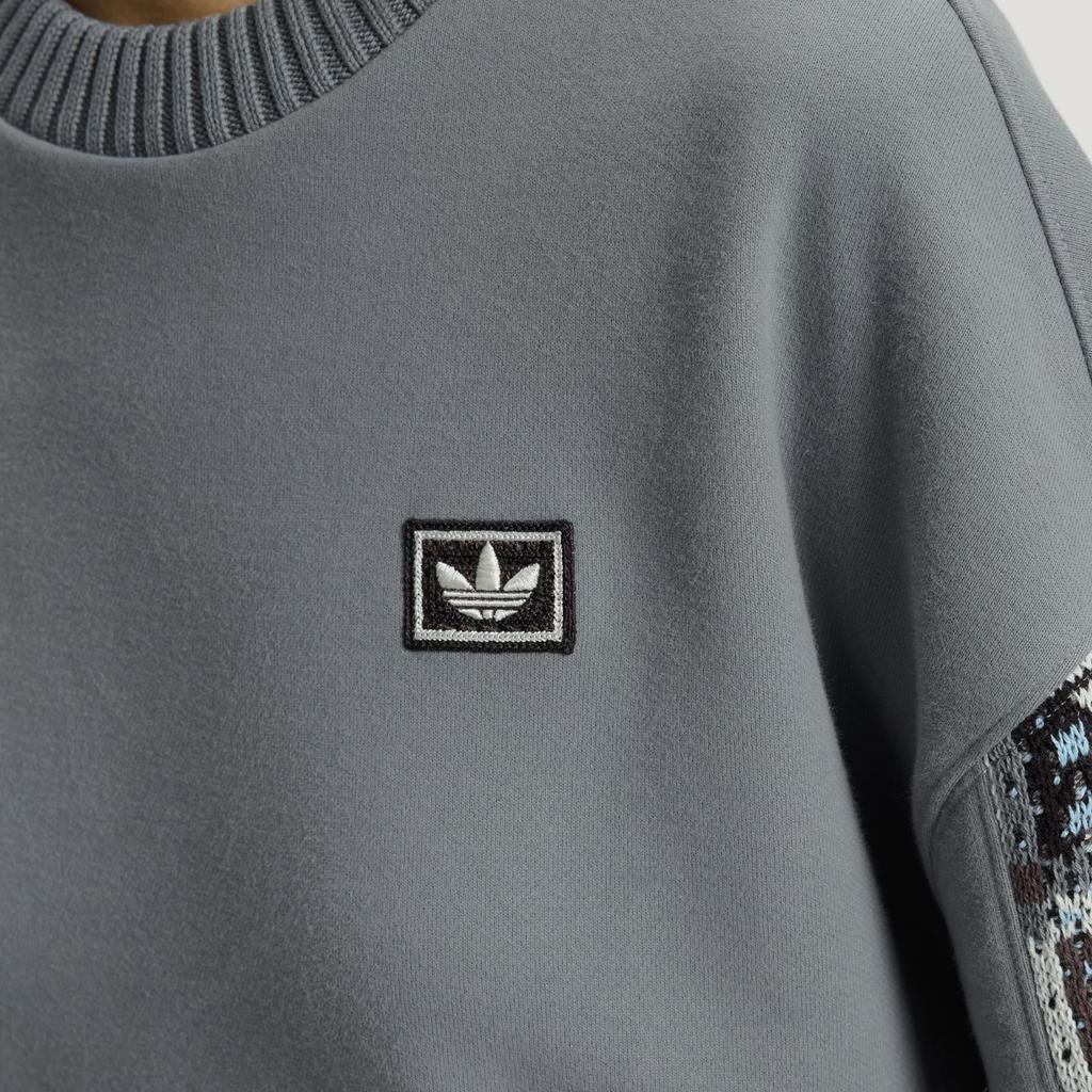 adidas Originals FW25 Crafted Crewneck Sweatshirt Year Of The Horse Limited Edition CNY New Year Collection Women Sweatshirt IA8931