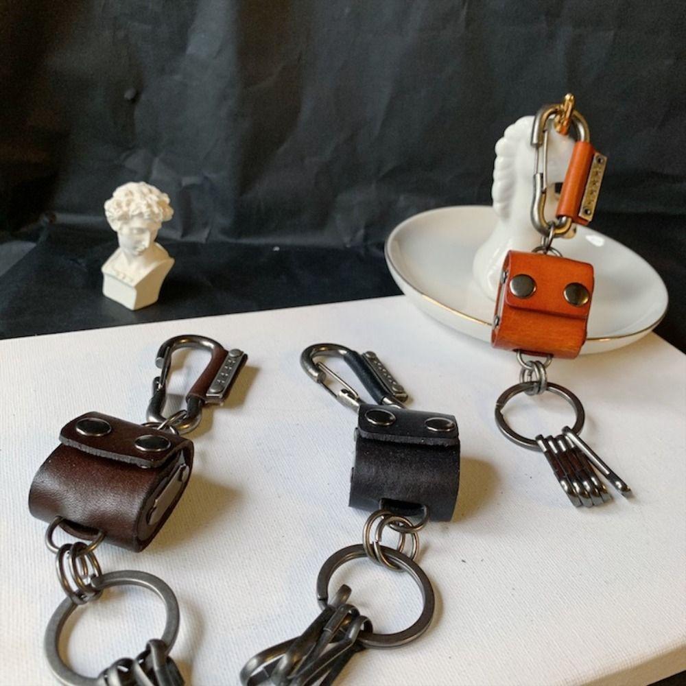 Backpack Hanging Dice Key Chain Zinc Zinc Alloy Cool Cowhide Key Chain Dice Model Keychain  Female Lady Girl