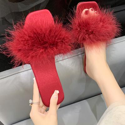 Korean Style Solid Color Feather Slippers 2024 New Fashionable Soft Sole Wear Resistance Anti Slip Women's Summer Slippers
