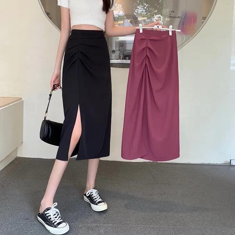 2025 Plus Size High Waist Black Pleated Skirt for Women - Slimming Mid-Length A-Line with Slit