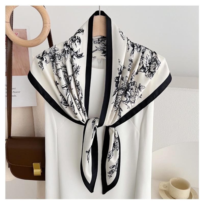 Women S Floral Printed Triangle Scarf Lightweight Sun Protection Versatile Shawl