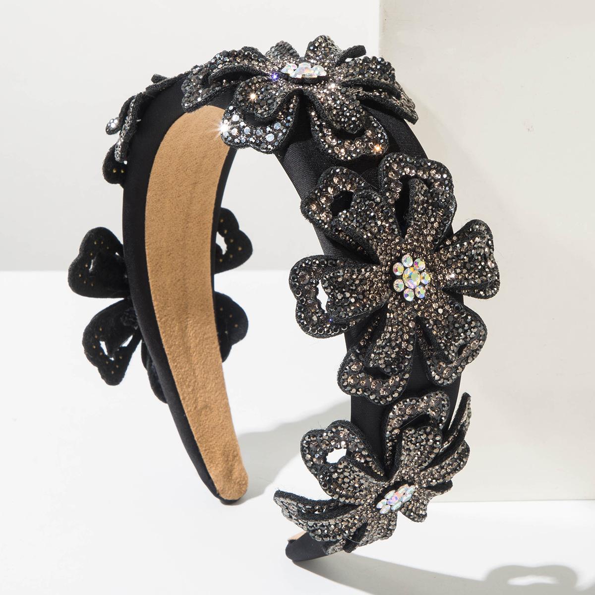 

2026 Headband European and American Retro Solid Color Inlaid with Diamonds Five Flower Headband Women s Niche Design Hair Accessories чёрный