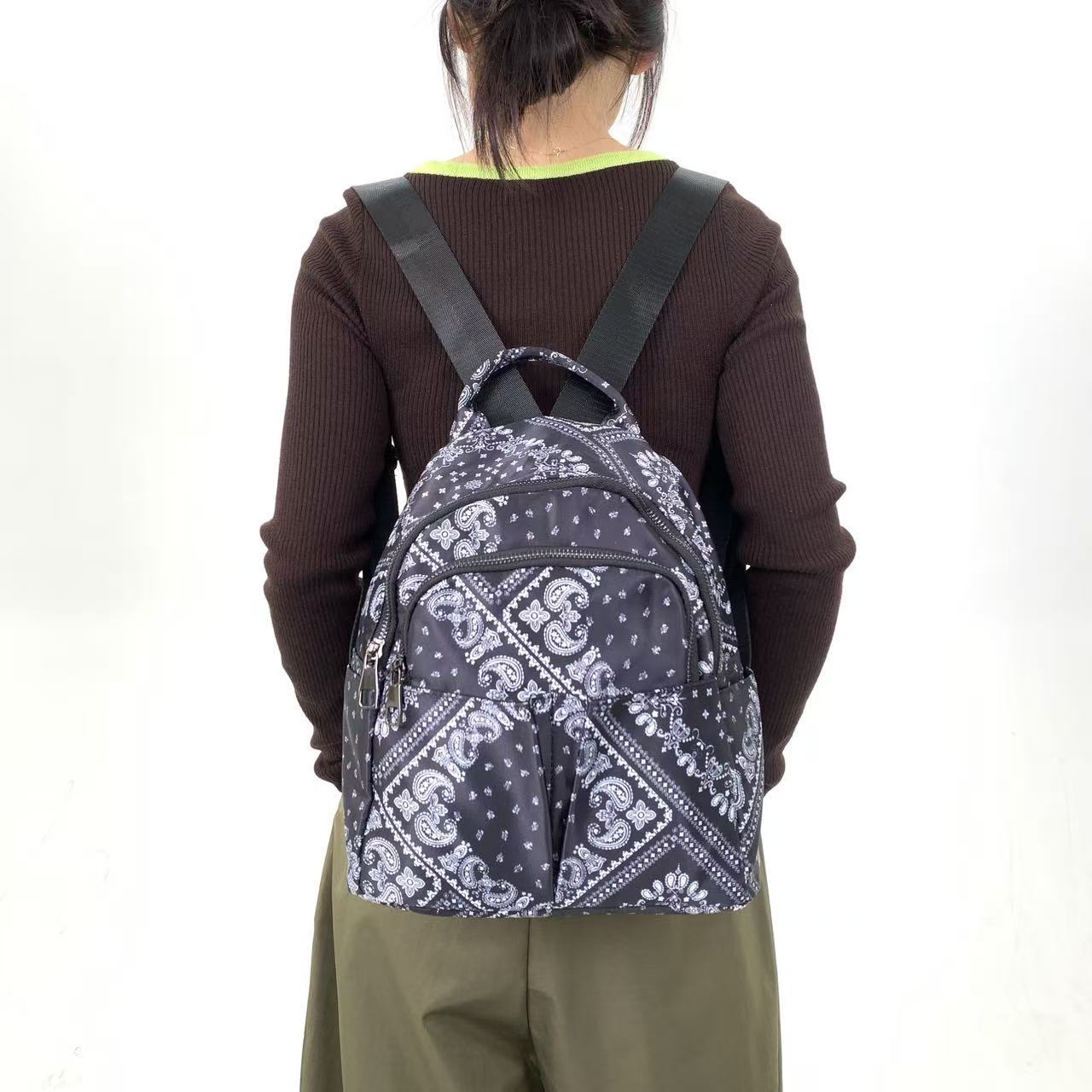 Retro Plaid Backpack Multi-Pocket Lightweight Backpack