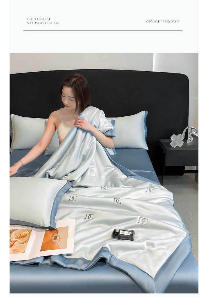 Mei Yun Ge Full Embroidery Series Water Washed Ice Silk Summer Quilt