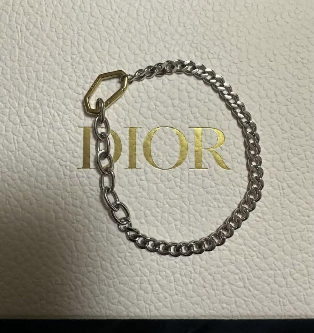 

[USED] BTS Jungkook golden bracelet