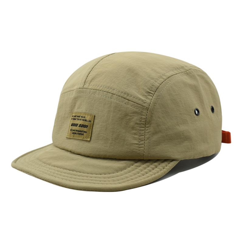 Fashionable slim-fit patch-lettered five-piece fabric quick-drying baseball cap. Simple and versatile. Suitable for camping.