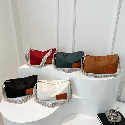 Lekkie torby do dojazdów Modne torby crossbody dla kobiet Torby o dużej pojemności dla kobiet Proste codzienne torby na ramię