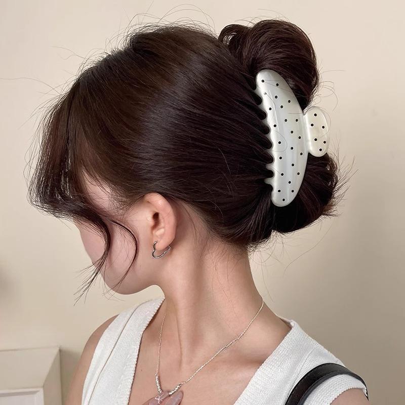 1 pieces of women s polka dot semi-circular hair accessories, simple and fashionable temperament, cute claw hair accessories