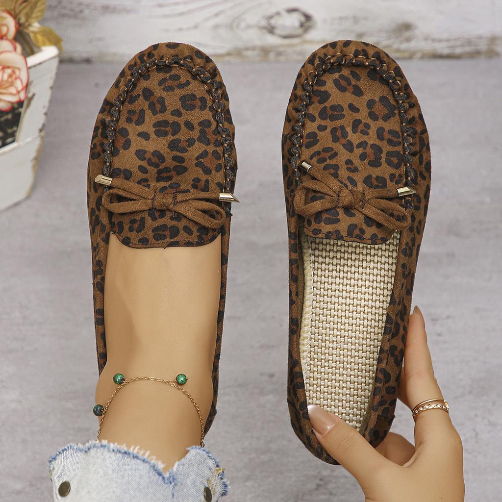 2025 Damenschuhe Einzelne Schuhe Leopardenmuster Internet-Berühmtheit Doudou-Schuhe Außenhandel Ein-Pedal Große Größe Weiche Sohle Rutschfeste Schuhe Damen