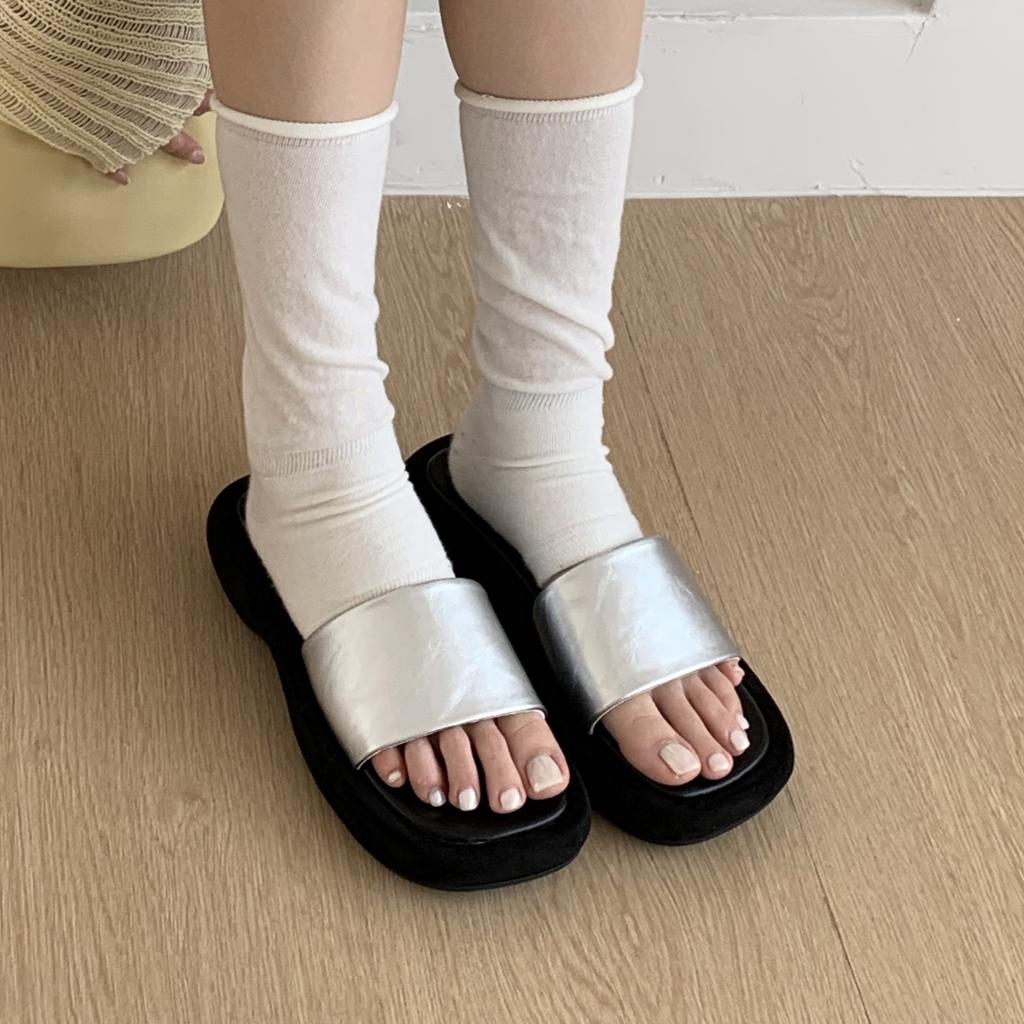 One-Word Slippers Women'S Thick-Soled Outer Wear Summer Small Sandals Non-Slip Minimalist Style Women'S Cool Slippers