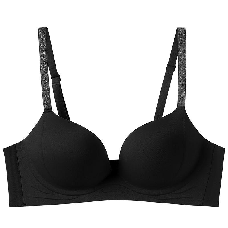 The Natal Year Gathers Non-marking Steel-rimmed Underwear with Small Breasts and Large Cups. The New Bra Cover with Naked and Smooth Surface