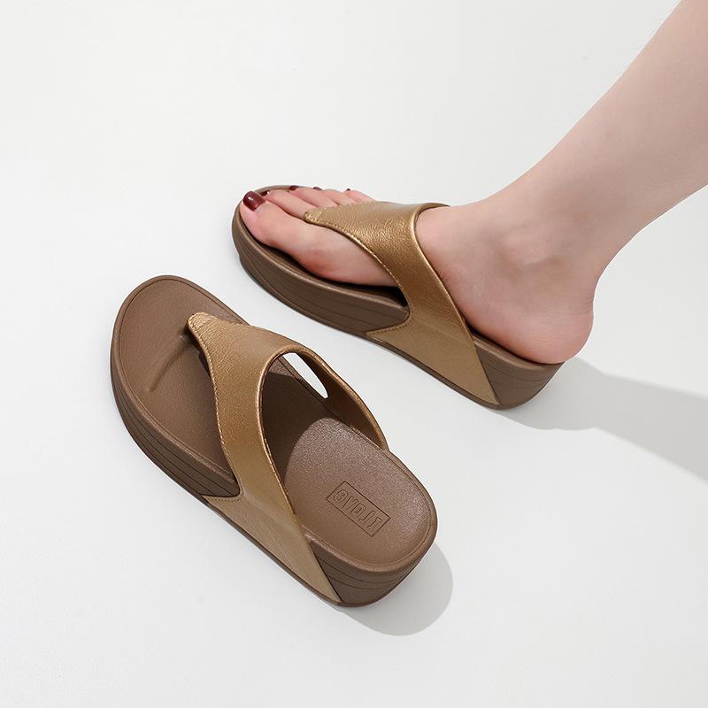 Women's Beach Wedge Heel Flip-Flops: Soft Sole, Waterproof, Non-Slip, Thick Sole, Summer Thong Sandals