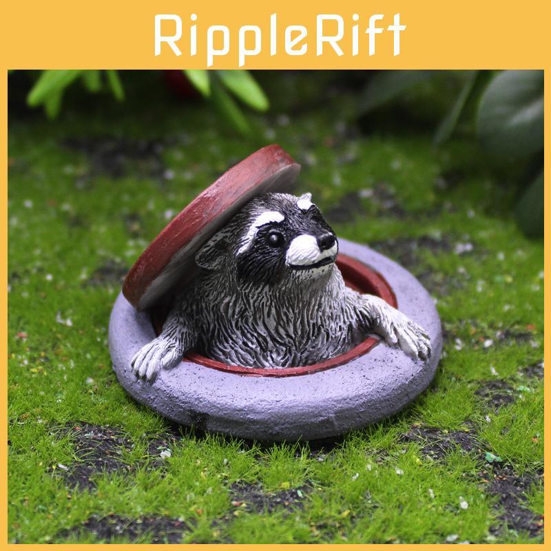 Raccoon Under The Manhole Cover Resin Animal Garden Micro Landscape Art For Outdoor Decor