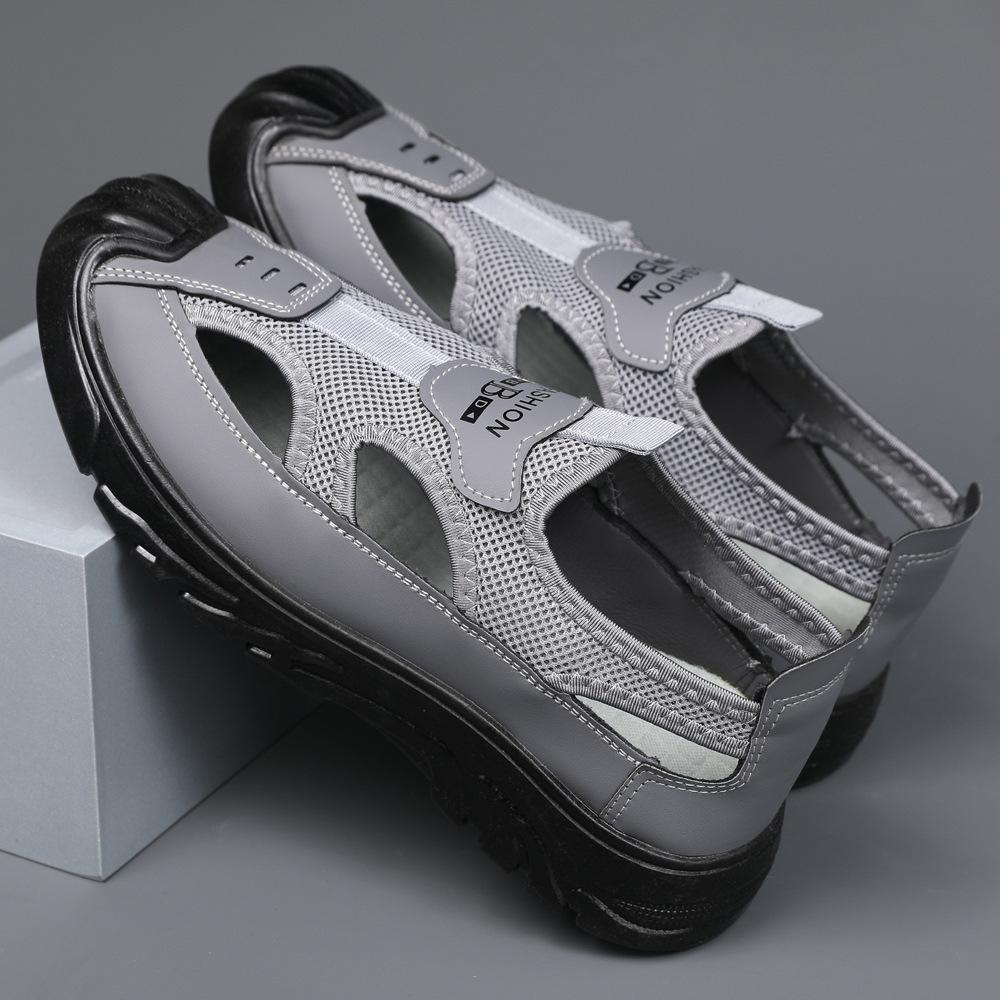 

Baotou hole shoes summer light soft-soled sandals casual dual-purpose large mesh engraved shoes empty sports beach shoes 44 сірий колір