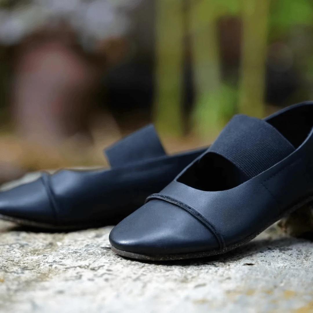 

Leather niche classic elastic one-word strap Mary Jane single shoes women s spring and autumn new versatile flat ballet shoes 40 чёрный