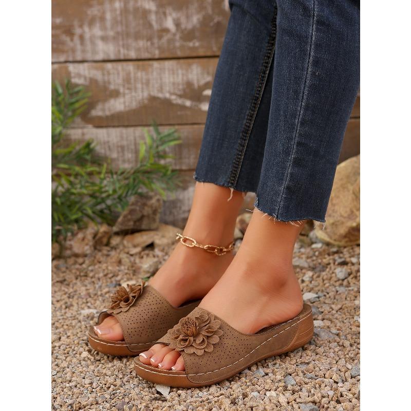 Plus Size Women's Shoes 2025 Spring/Summer New Arrival Wedge-Heel Open-Toe Outdoor Sandals Women's Cool Sandals