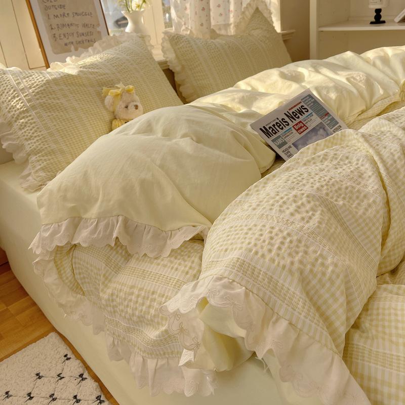 Princess Style Lace Bedding Set Four-piece Set Skin-friendly, Breathable and Comfortable Washed Sheets Quilt Covers Pillowcases