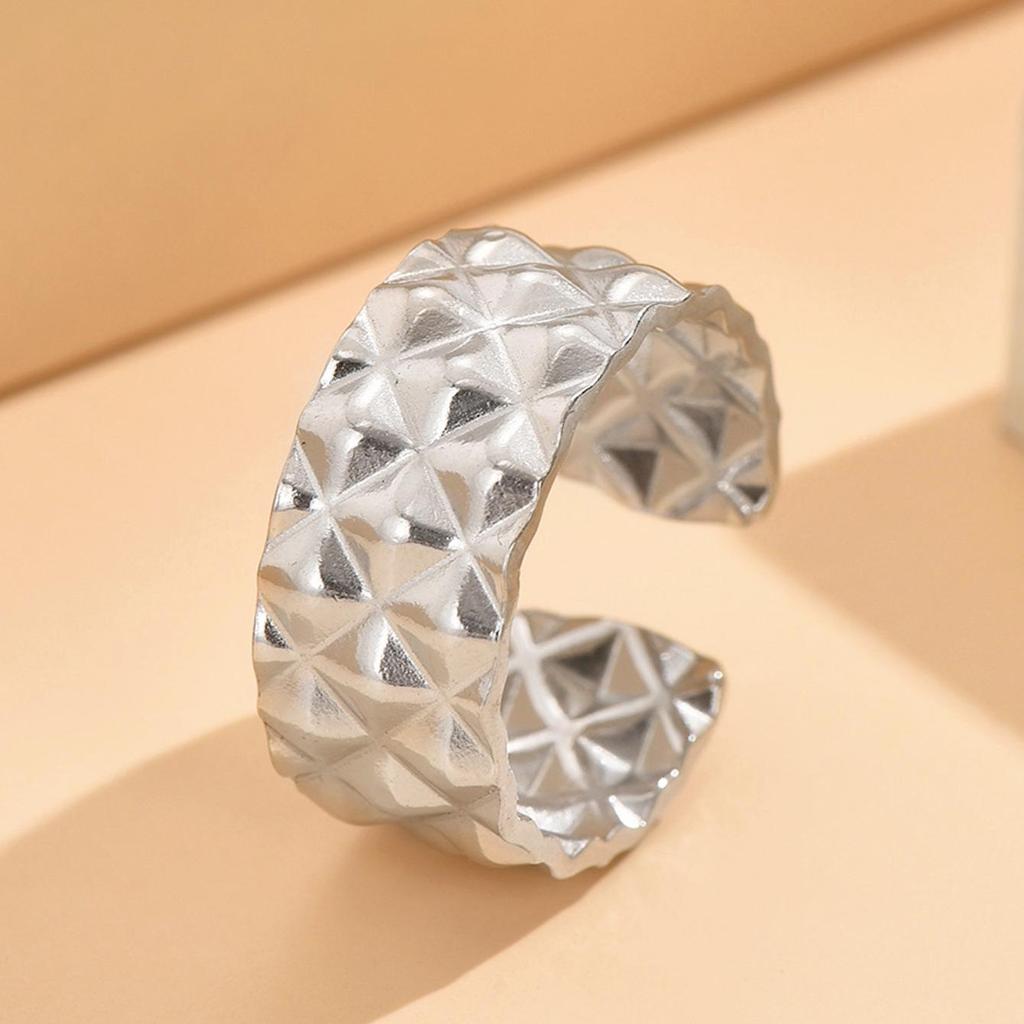 Retro Classic Diamond Lattice Design Stainless Steel Open Ring In Gold Plating, Light Luxury, Fade-Resistant Hand Jewelry