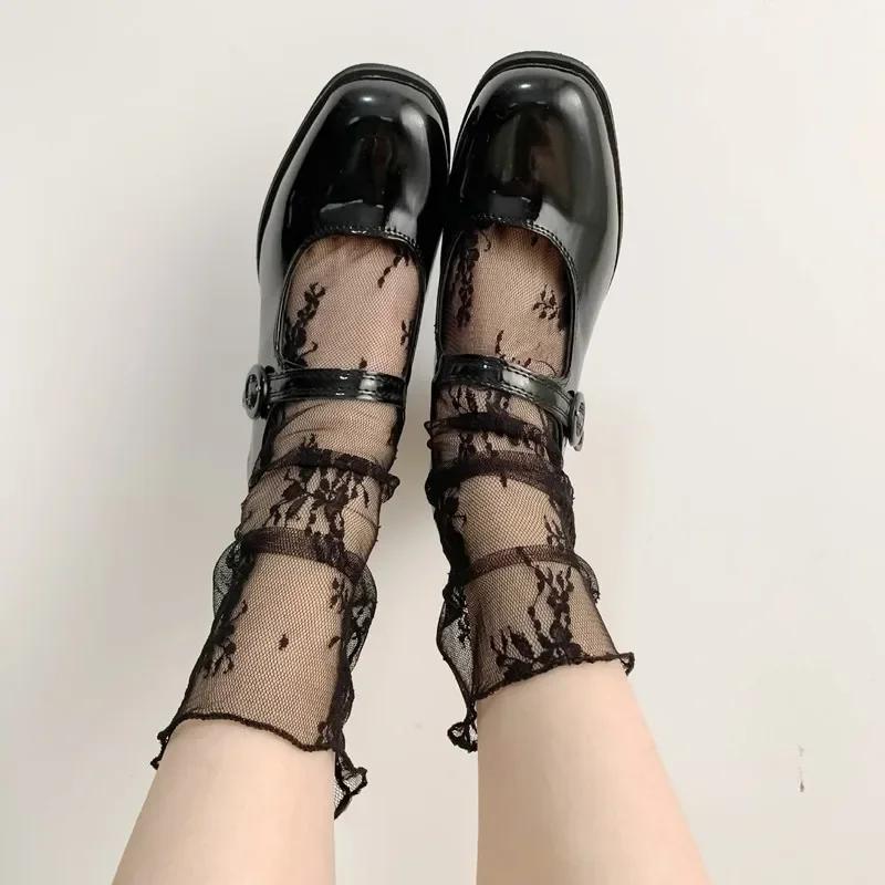 

1Pair Women Sexy Fishnet Transparent Thin Floral Lace Socks Summer See-through Sheer Black White MidTube Sock Lolita Sweet Socks One Size чорний