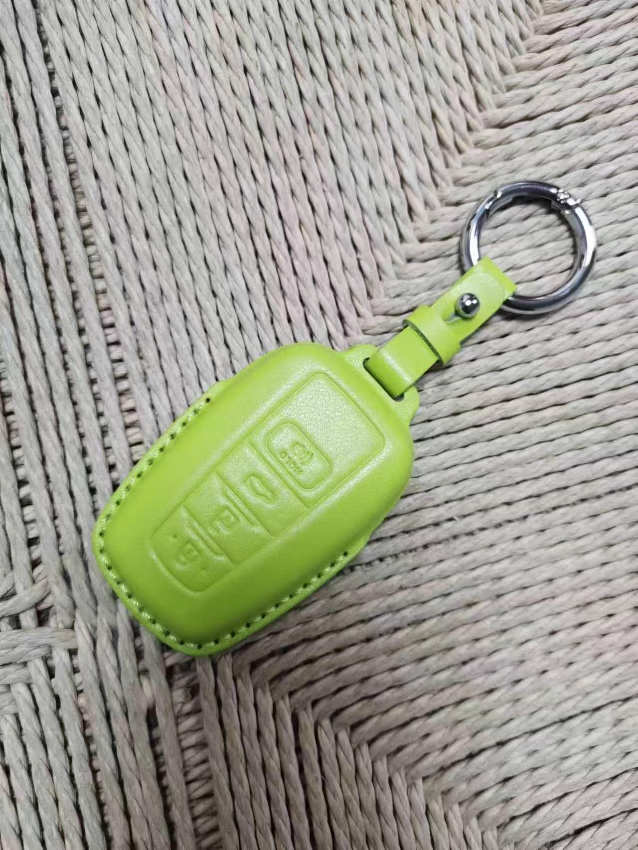 

Genuine Leather Retro Key Case for 2021 Toyota Avalon Hybrid