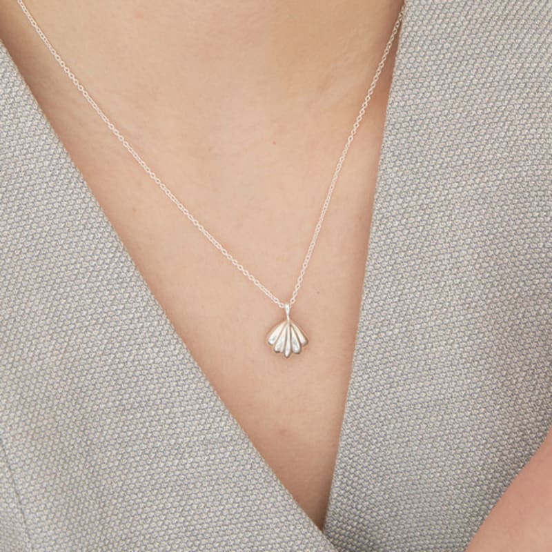 

STILL INSTANT Shell Flow Necklace SF_N01